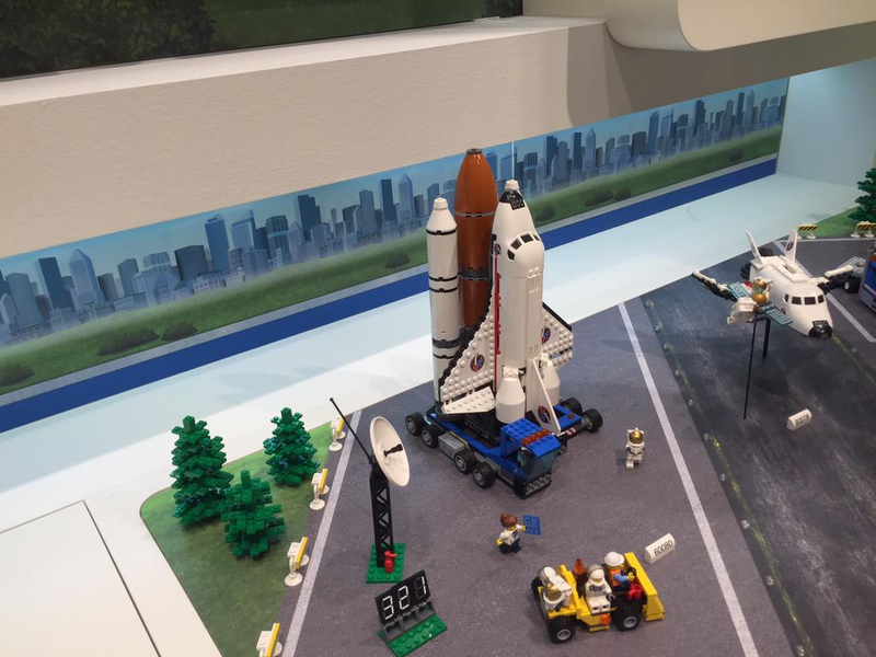 Illustration for article titled The 2015 Nuremberg Toy Fair images show all the amazing upcoming Lego